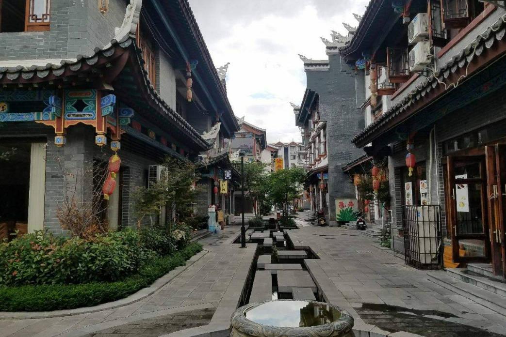 盘点非洲的奇葩习俗：富人把准新娘送育肥室，男人结婚前要被鞭笞